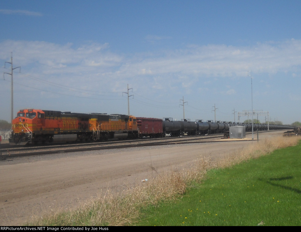 BNSF 5840 East